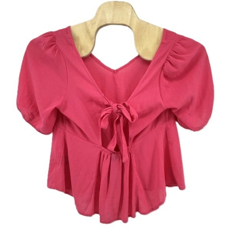 Torrid Crinkle Gauze Tie Back Puff Sleeve Top Honeysuckle Pink 00 M/L 10 NEW
